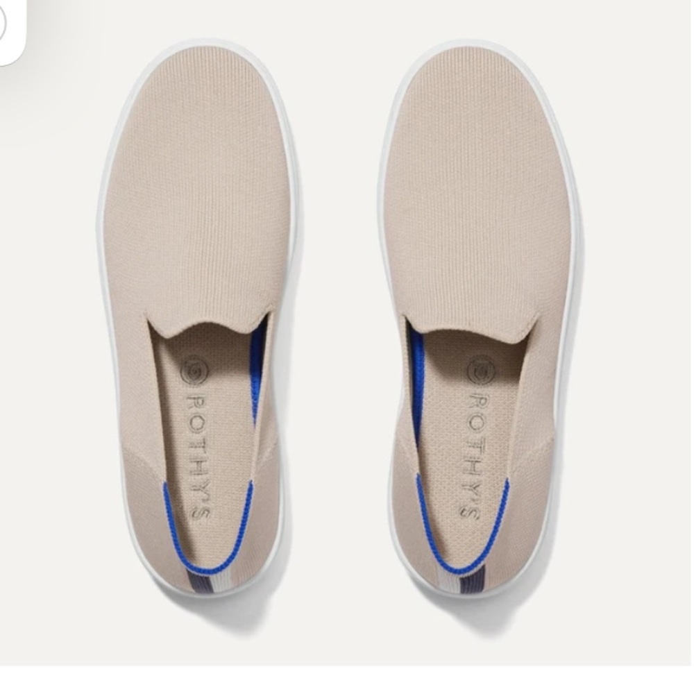 Rothy’s The Sneaker Sand slip on Guc size 8.5